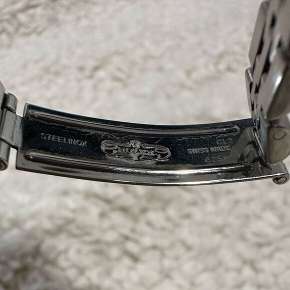 Rolex Datejust Stainless Steel 26mm Silver Roman Dial 79174 Womens - Picture 5 of 11